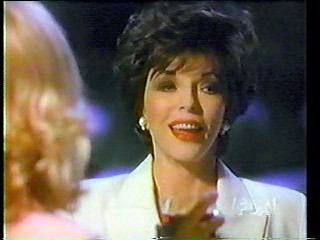 Pacific Pallisades, Kimberley Davies surprise pie'ing