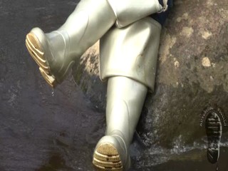 Fine wading on the wild river