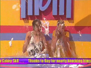 Holly Willougby And Jennifer Ellison