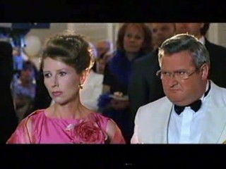 Familie Heinz Becker - Tach Herr Doktor - pool scene.mpg