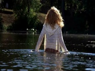 updown girls - river scene.mpg