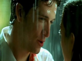 Love Me If You Dare (2003)