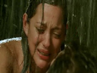 Love Me If You Dare (2003)