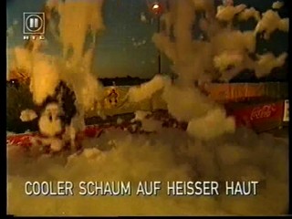 Nasser Schaum auf kuehler Haut - part 1 of 2