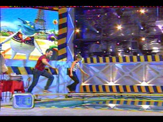 Le Big Dil show - wet couple