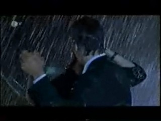 Girlfriends -  fountain scene