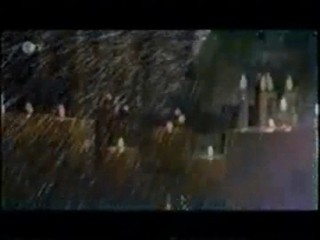 Girlfriends -  fountain scene