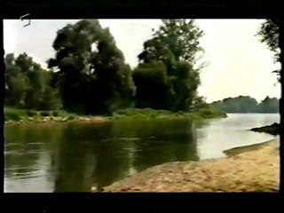 ARD - Dress crossing river - partialy wet