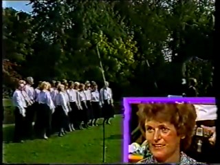 ARD - Choir singing in rain