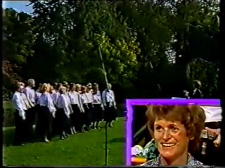 ARD - Choir singing in rain