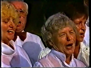 ARD - Choir singing in rain