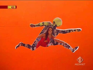 Distraction (Italian Version)