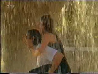 Esther Schweins Brunnen