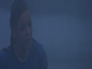 The Note Book; Rachel McAdams in the rain