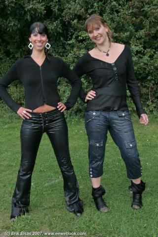EE Wetlook, sample of Mireille & Monique in jeans in lake
