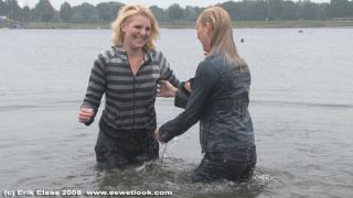 EE Wetlook, sample of Juul & Robin