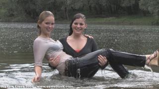 EE Wetlook, sample of Daisy & Jasmine