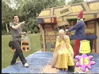 Kate Buzzy business clip from Diggin it