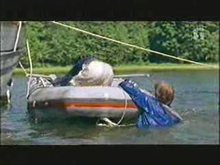 Barnen paa Luna, Titans, Endelig Fredag