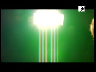 Music-Video: Simian Mobile Disco - Hustler