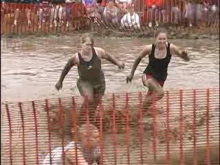 Pig Wrestling - 2007 Thresheree : Episode 1
