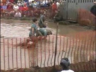 Pig Wrestling - 2007 Thresheree : Episode 2