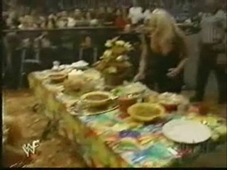 Rhea Perlman, Stacy Keibler, and Rachel York pied.