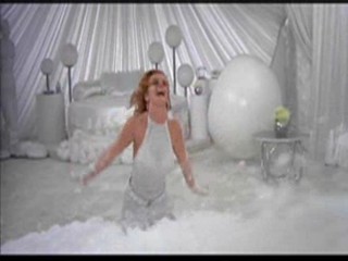 Ann Margret spills the beans