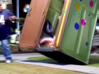 Avril Lavigne: Girlfriend - special wetlook mix