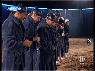 Big Brother Germany Mud fight (1)