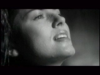 Shania Twain wet music video - Home Ain't Where His Heart Is