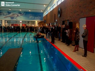 BÃ¼rgermeisterin geht baden