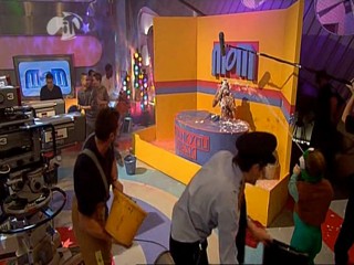 MOM - Thank You Desk