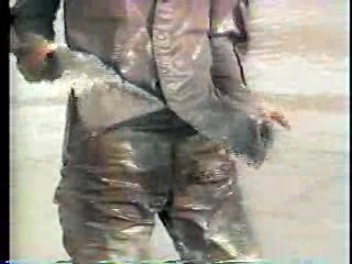 Nikki Taylor, Camilla Sparv