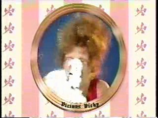 G.L.O.W. - Vicky Victory