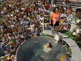 Family Challenge dunk tank