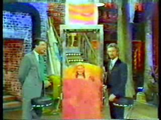 Coromist,  Noel's House Party