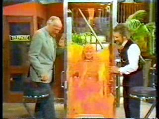 Coromist,  Noel's House Party