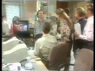 Drop the Dead Donkey,  Noel's House Party