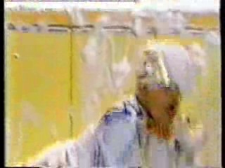 Circus Pie Fight,  Bette Midler, Crackerjack,  How Dare You