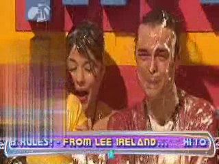 Mom - Yet More Thank You Desk Scenes