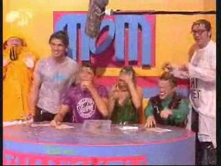 Mom - Yet More Thank You Desk Scenes