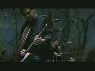 Kelly Clarkson Muddy Video