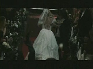 Kelly Clarkson Muddy Video