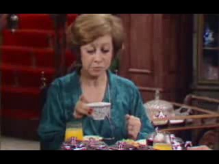 Brazillian TV clip taken from 'Battle of the Sexes' with a  food fight