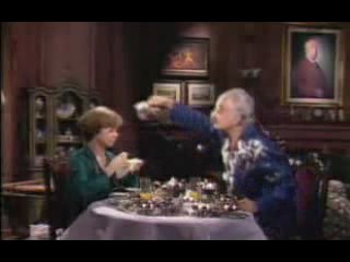 Brazillian TV clip taken from 'Battle of the Sexes' with a  food fight