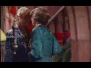 Brazillian TV clip taken from 'Battle of the Sexes' with a  food fight