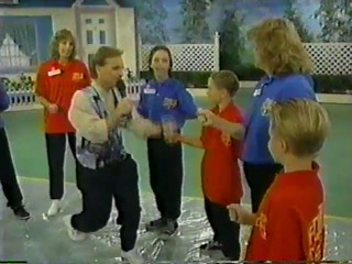 Family challenge, 2 moms pie