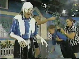 Family challenge - mom gunged