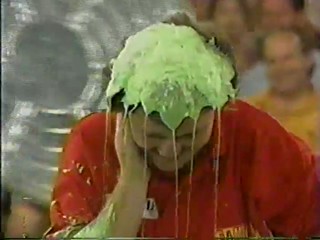 Family Challenge - pie and gunge balloon
